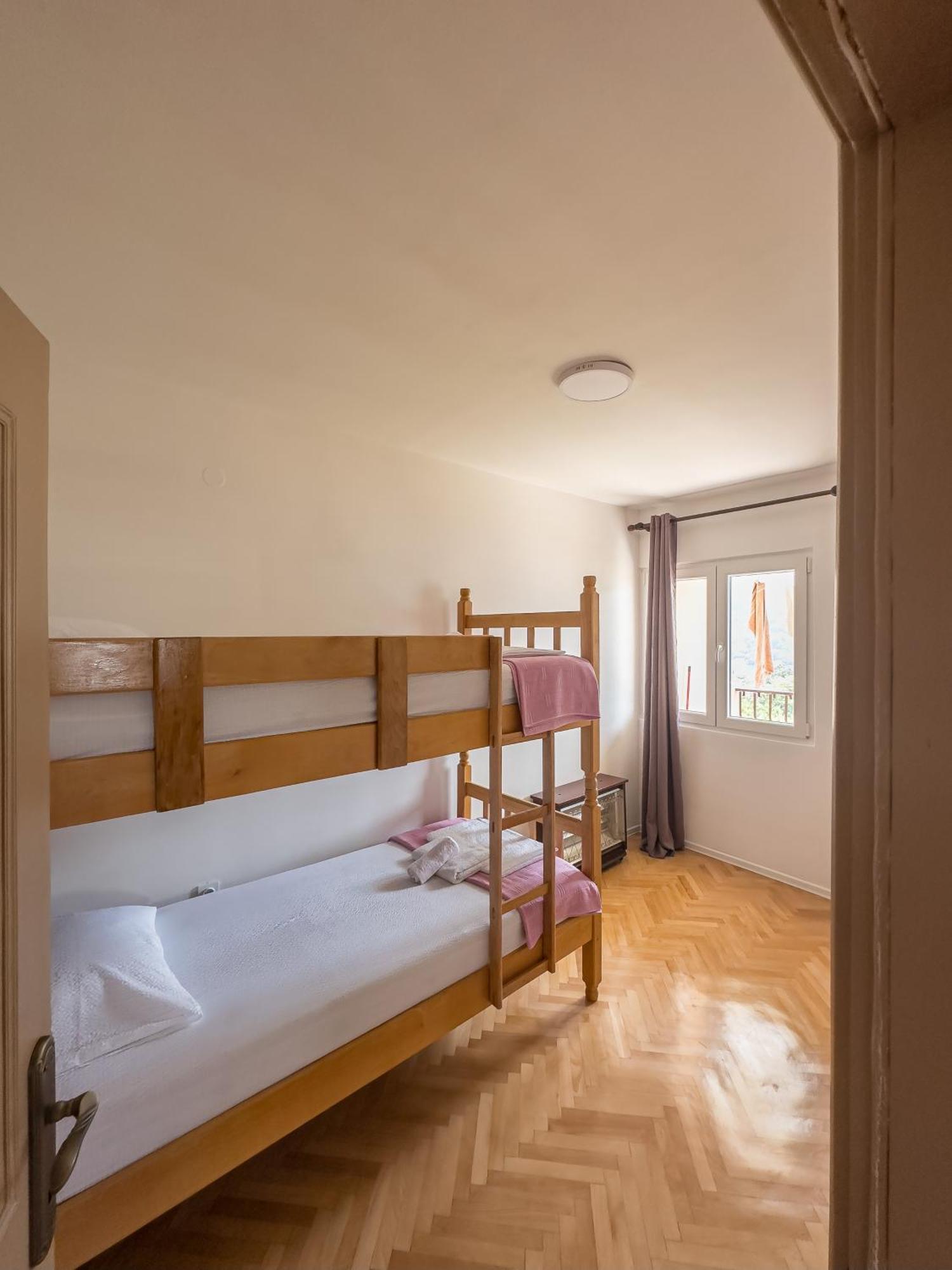 Animil 1 Apartment Kotor Luaran gambar